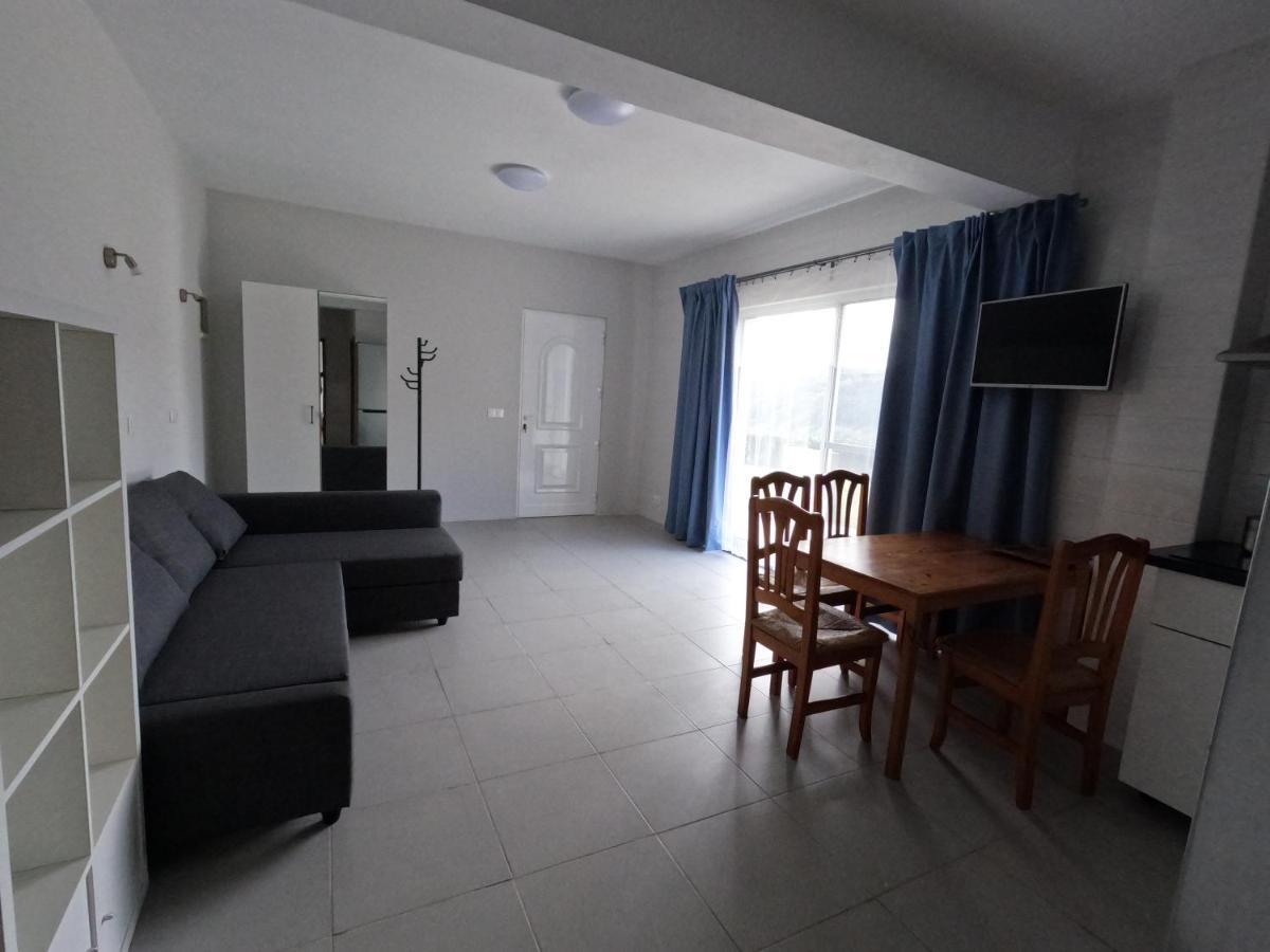 הורטה Apartamentos Praia Do Almoxarife מראה חיצוני תמונה